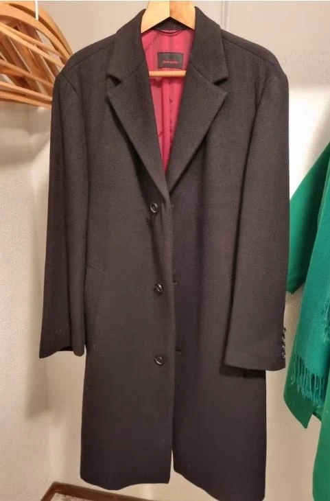 Herenmantel van Pierre Cardin maat 54 scheerwol